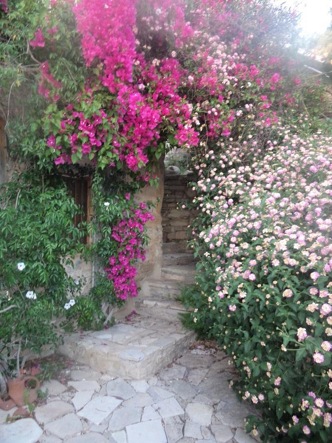 Lantana Stone House Villa Lemona Eksteriør bilde